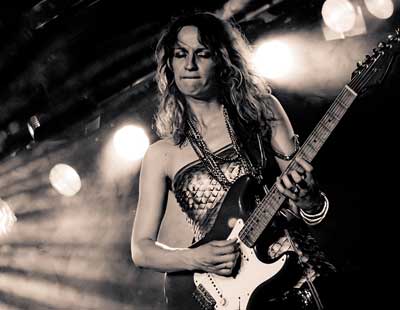 Ana Popovic 4